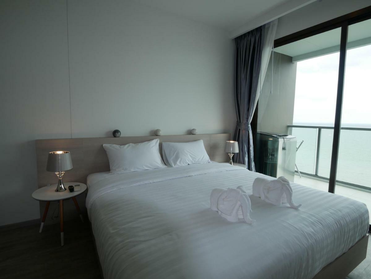 Aeras - The Ultimate Beachfront Experience Jomtien Exterior foto