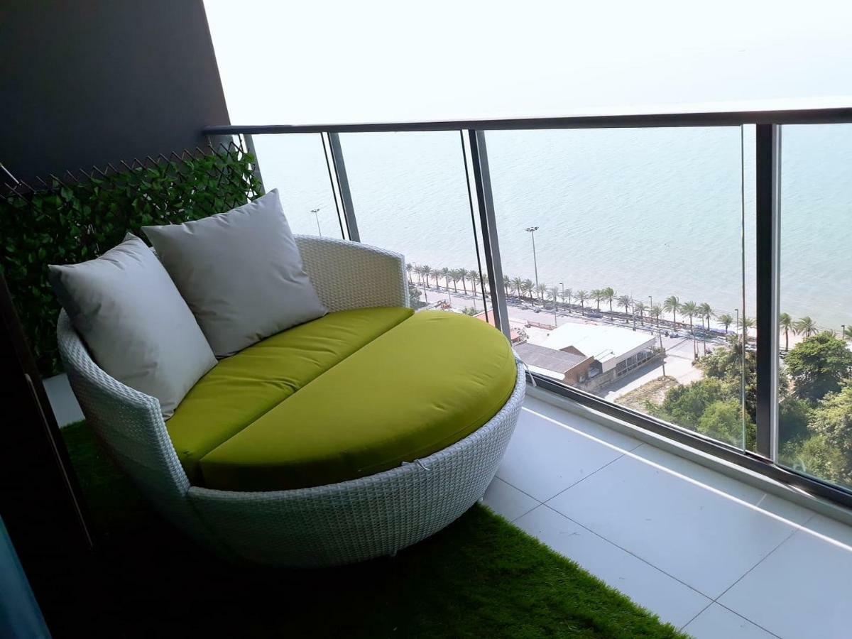 Aeras - The Ultimate Beachfront Experience Jomtien Exterior foto