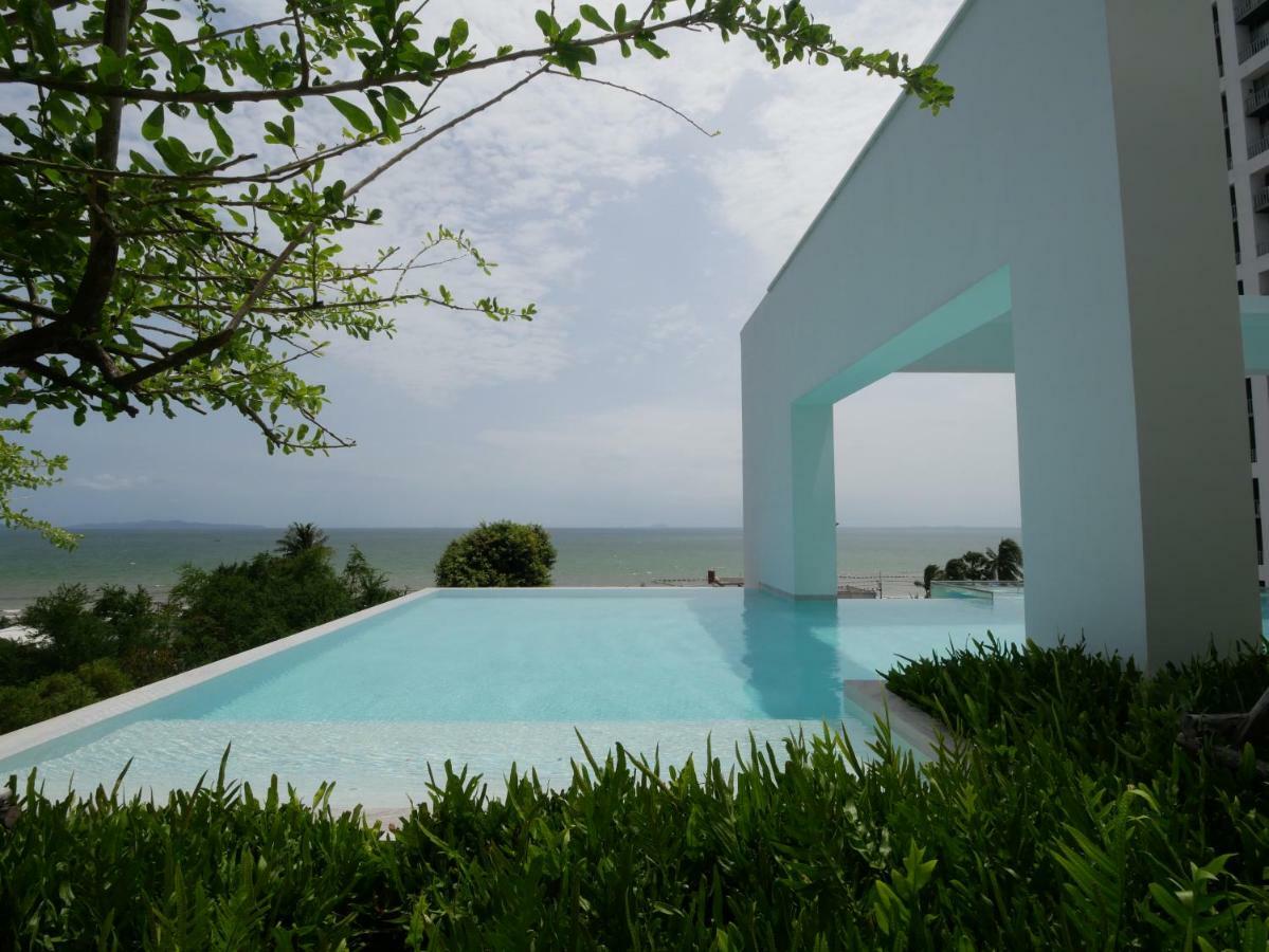 Aeras - The Ultimate Beachfront Experience Jomtien Exterior foto