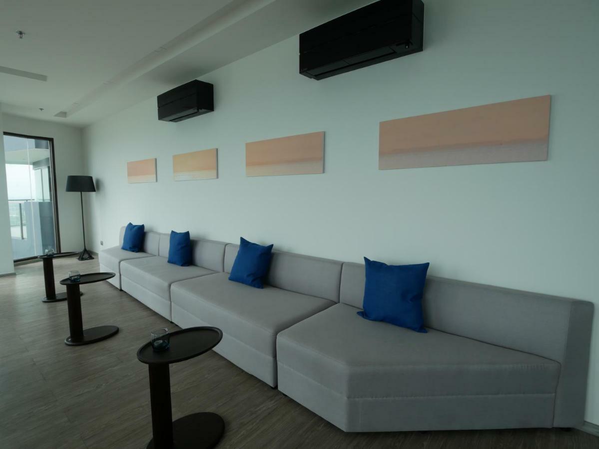 Aeras - The Ultimate Beachfront Experience Jomtien Exterior foto