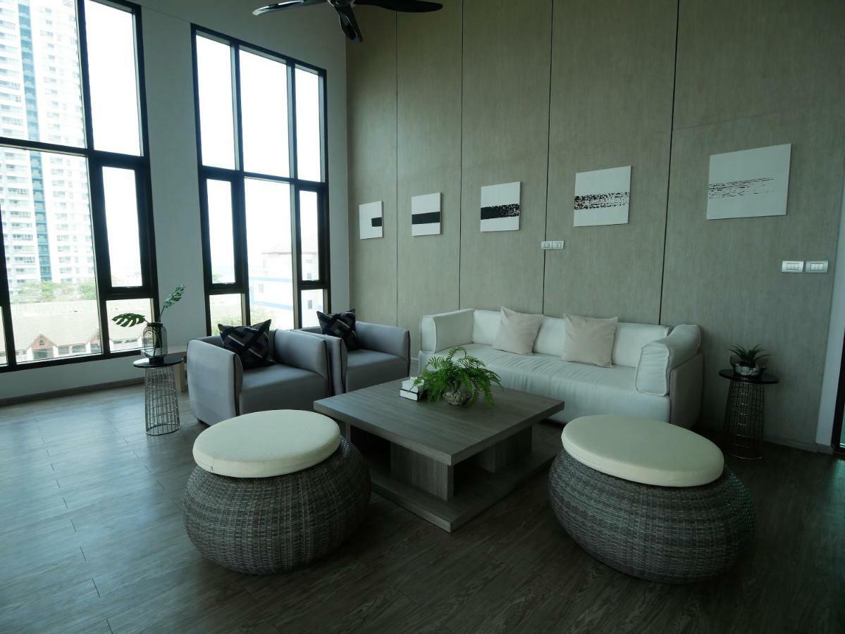Aeras - The Ultimate Beachfront Experience Jomtien Exterior foto