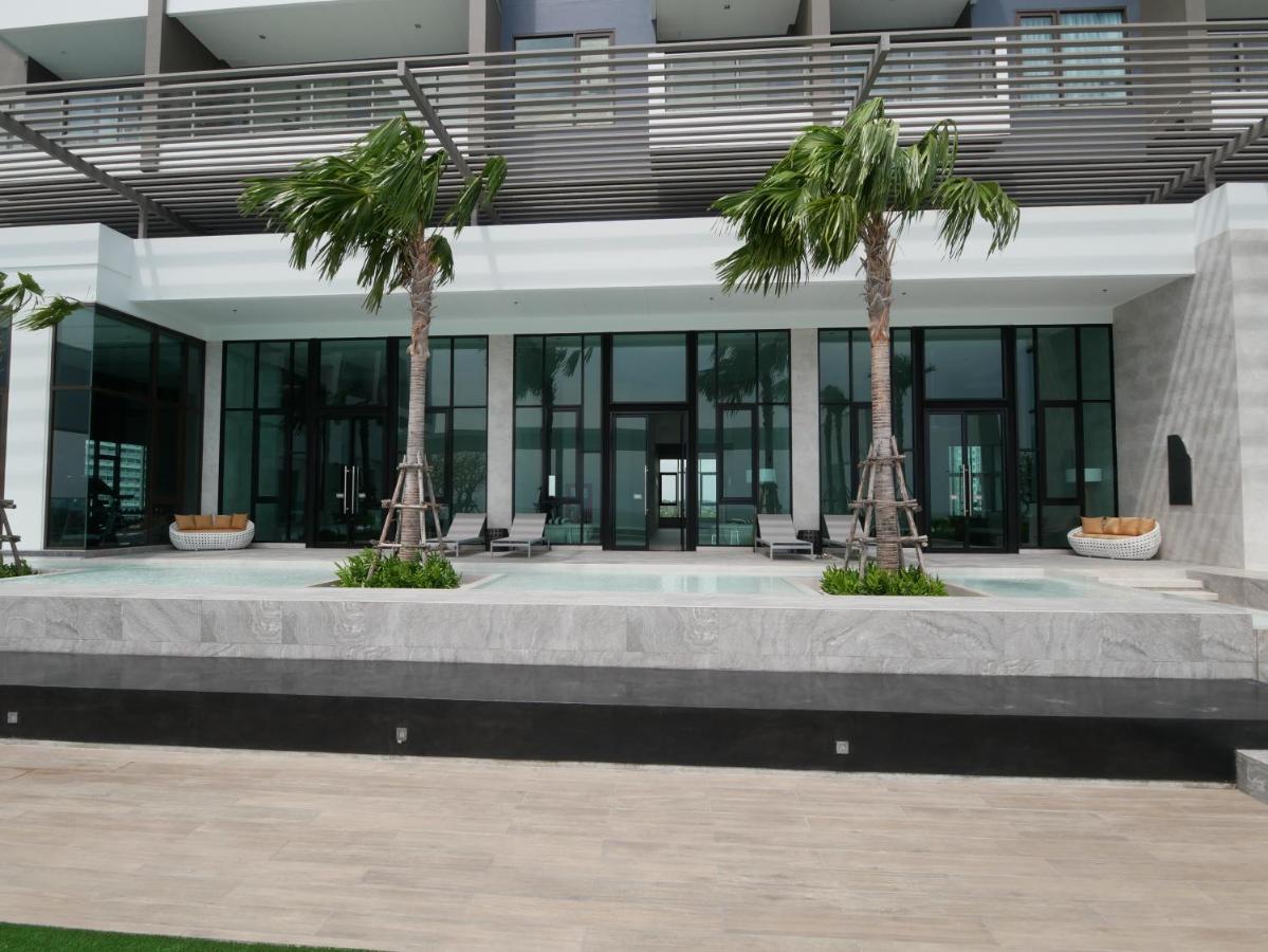 Aeras - The Ultimate Beachfront Experience Jomtien Exterior foto